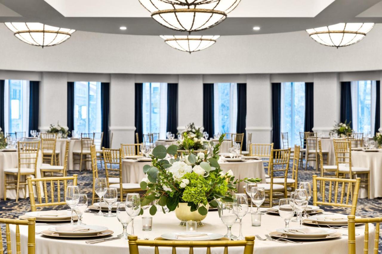 Crowne Plaza Cleveland At Playhouse Square By Ihg Hotell Eksteriør bilde