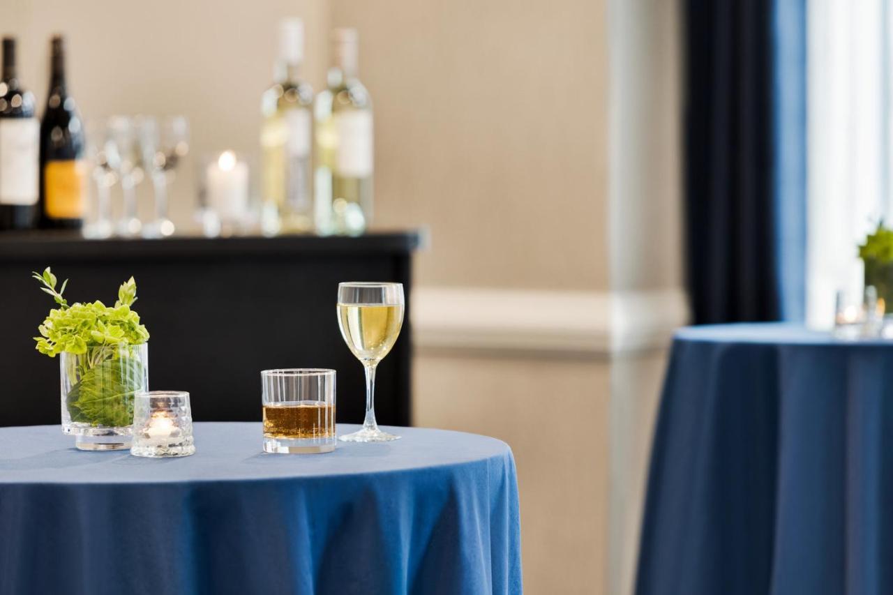 Crowne Plaza Cleveland At Playhouse Square By Ihg Hotell Eksteriør bilde