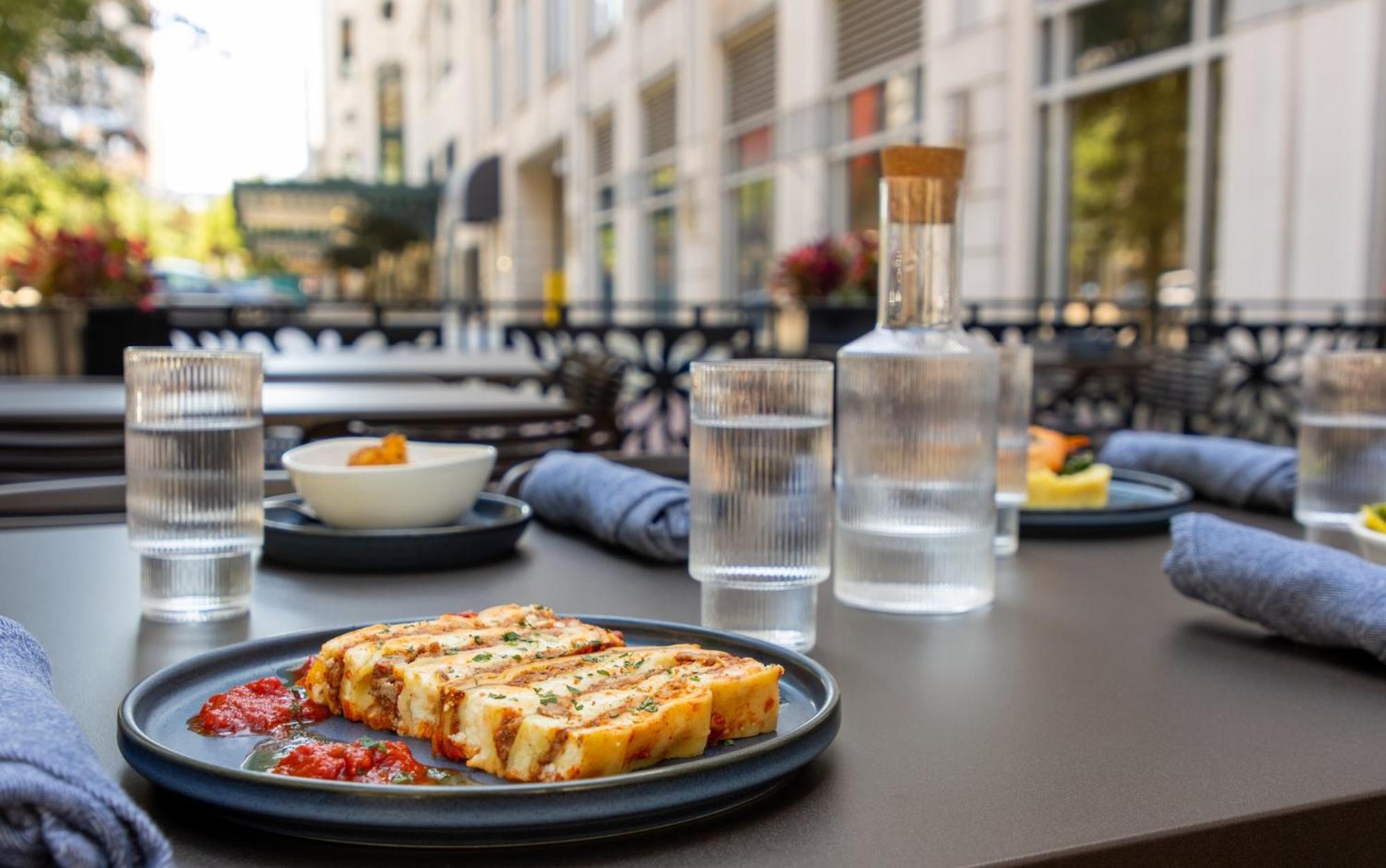 Crowne Plaza Cleveland At Playhouse Square By Ihg Hotell Eksteriør bilde