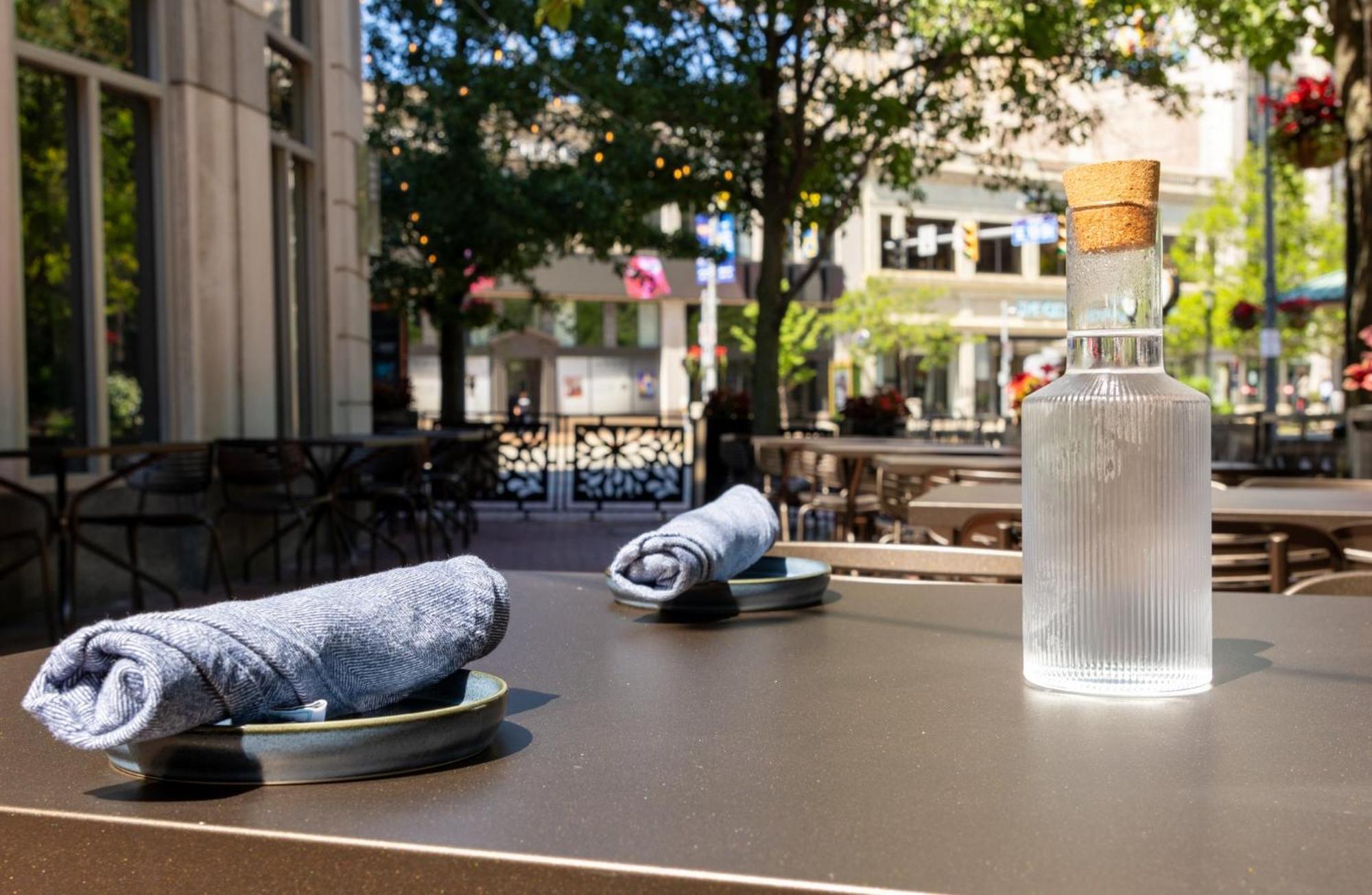 Crowne Plaza Cleveland At Playhouse Square By Ihg Hotell Eksteriør bilde