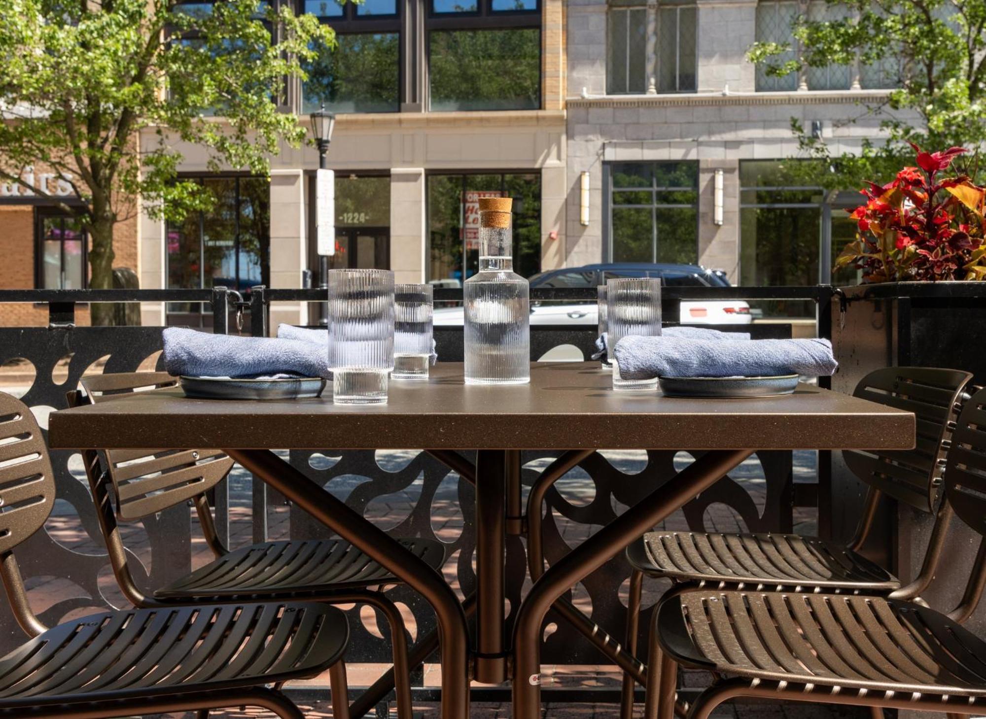Crowne Plaza Cleveland At Playhouse Square By Ihg Hotell Eksteriør bilde
