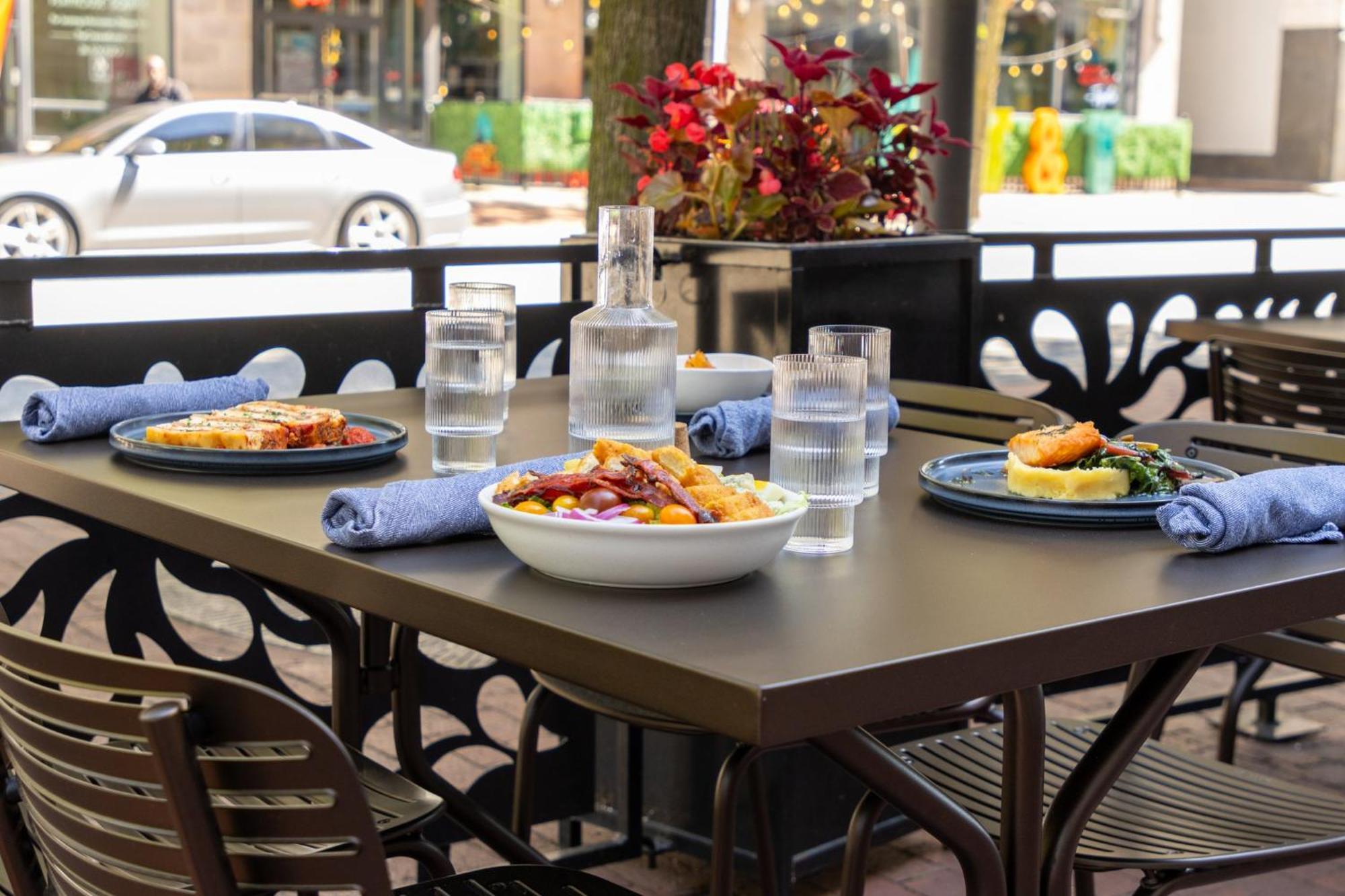 Crowne Plaza Cleveland At Playhouse Square By Ihg Hotell Eksteriør bilde